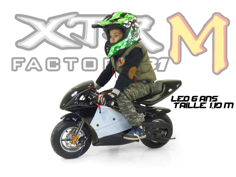 Mini Moto Na Pista de MotoCross 50cc Piloto 5 Anos ! 
